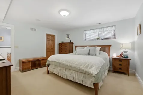 708 South Vine Avenue Park Ridge IL 60068