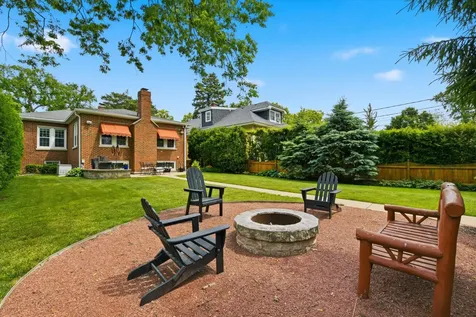 708 South Vine Avenue Park Ridge IL 60068