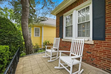 708 South Vine Avenue Park Ridge IL 60068