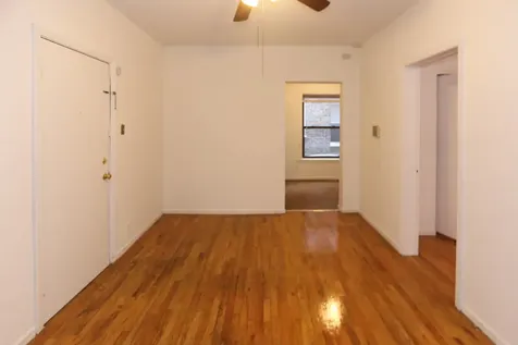 933 West Sunnyside Avenue Chicago IL 60640