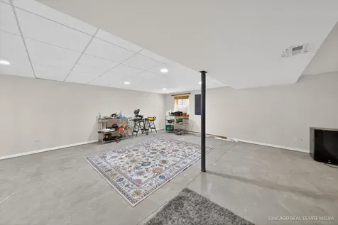 4001 Whitehall Lane Algonquin IL 60102