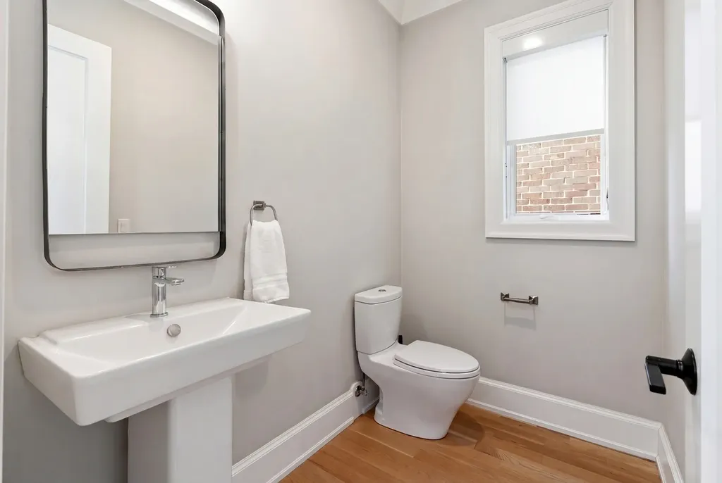 2738 North Racine Avenue Chicago IL 60614
