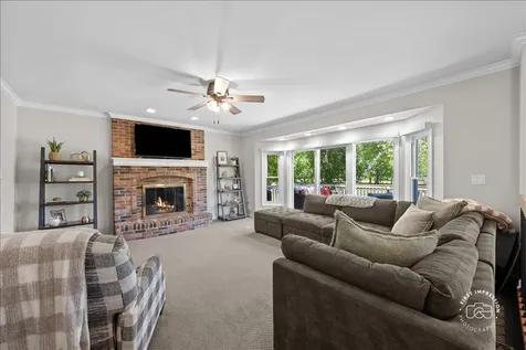 39W016 West Hilltop Drive St. Charles IL 60175