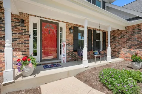 39W016 West Hilltop Drive St. Charles IL 60175