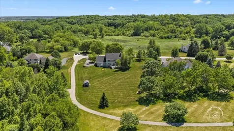 39W016 West Hilltop Drive St. Charles IL 60175