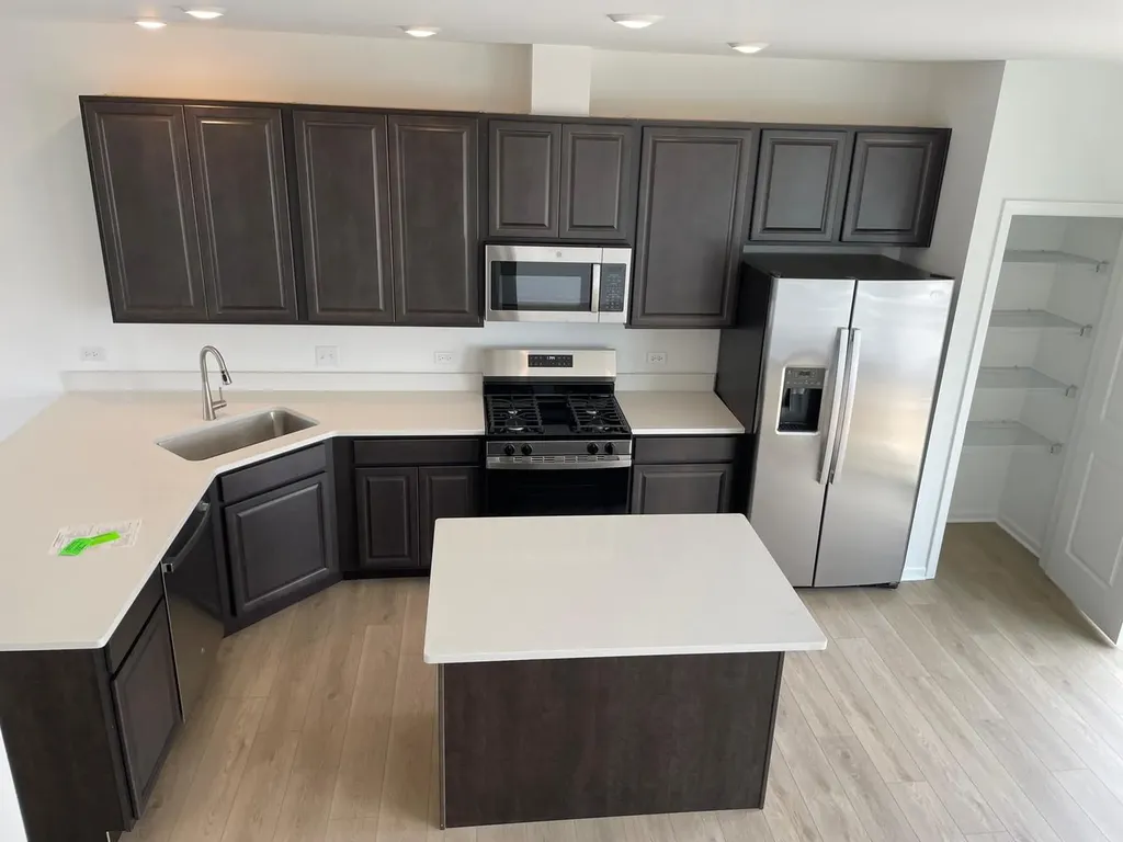 14936 South Mccarthy Circle Plainfield IL 60544