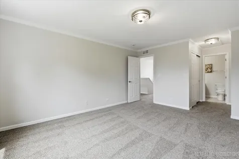 398 Chesapeake Lane Oswego IL 60543