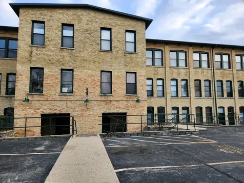 630 Congdon Avenue Elgin IL 60120