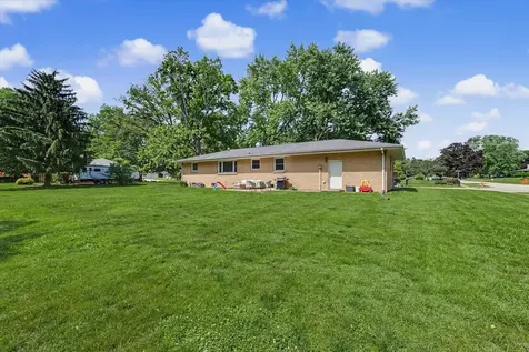 1812 Joni Leann Court Urbana IL 61802