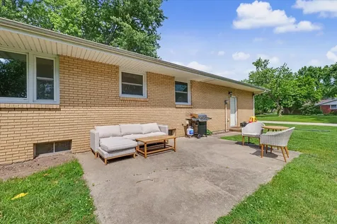 1812 Joni Leann Court Urbana IL 61802