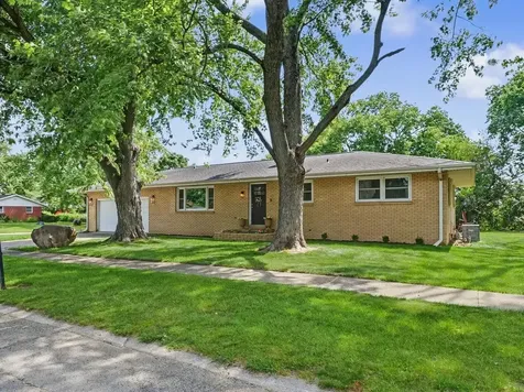 1812 Joni Leann Court Urbana IL 61802