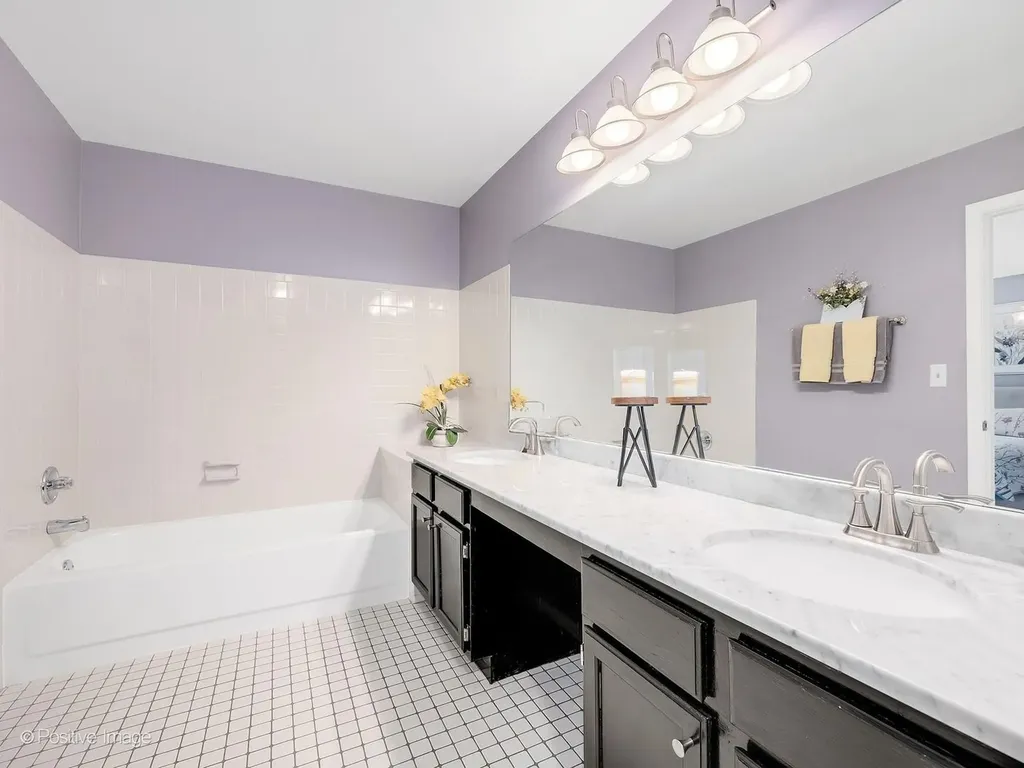 30W032 Laurel Court Warrenville IL 60555