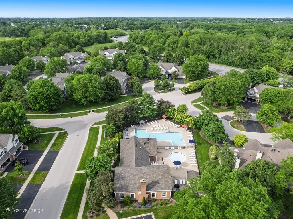 30W032 Laurel Court Warrenville IL 60555