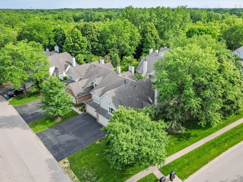 30W032 Laurel Court Warrenville IL 60555