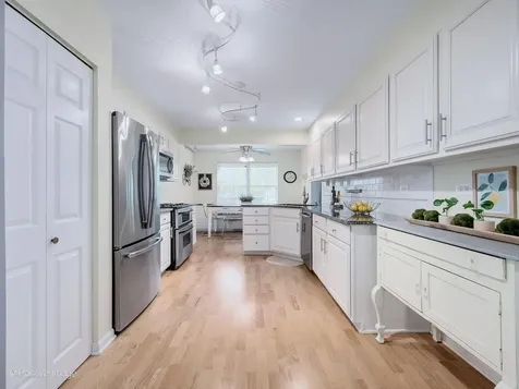 30W032 Laurel Court Warrenville IL 60555
