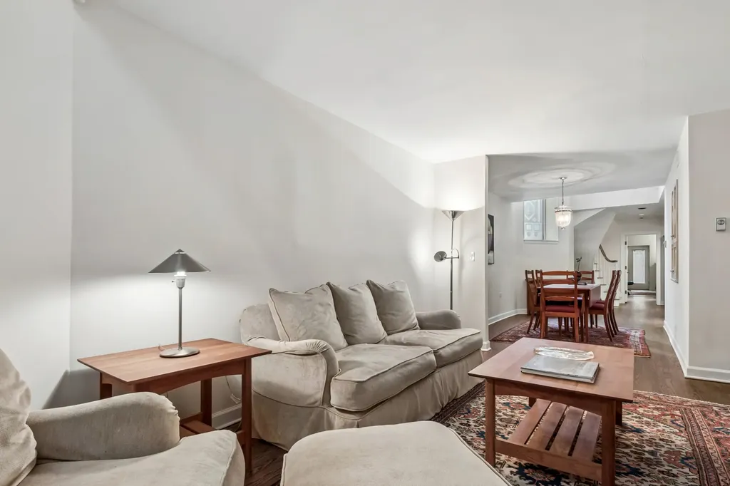 23 East Goethe Street Chicago IL 60610