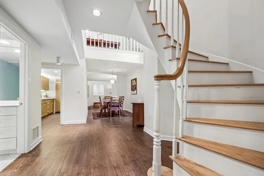 23 East Goethe Street Chicago IL 60610