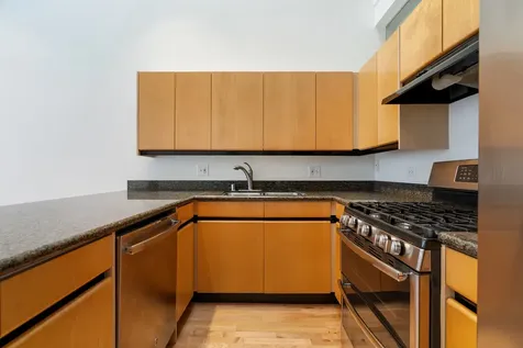 203 South Sangamon Street Chicago IL 60607