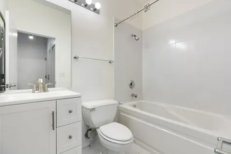 203 South Sangamon Street Chicago IL 60607