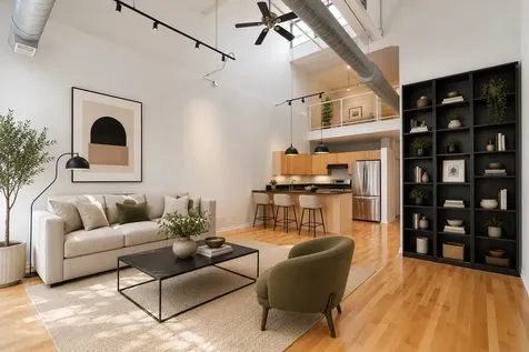 203 South Sangamon Street Chicago IL 60607