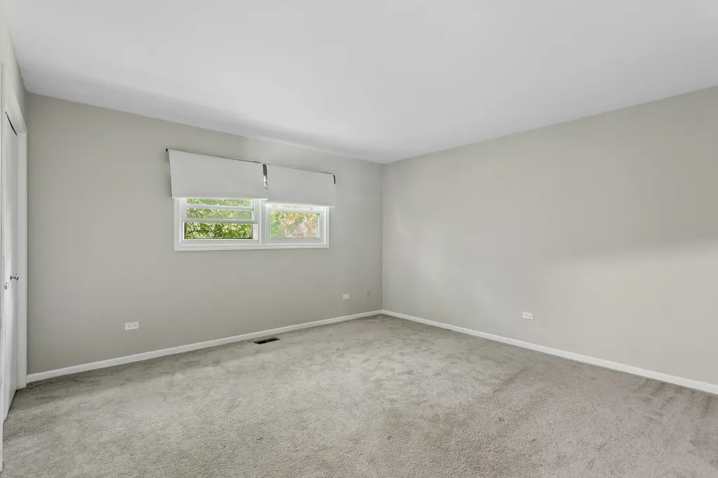 2214 Hamilton Lane Darien IL 60561