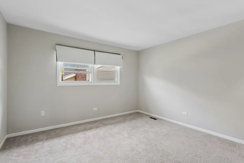 2214 Hamilton Lane Darien IL 60561