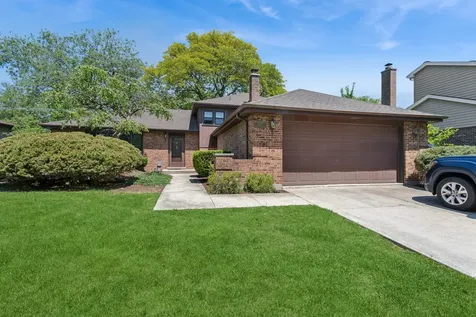 2214 Hamilton Lane Darien IL 60561