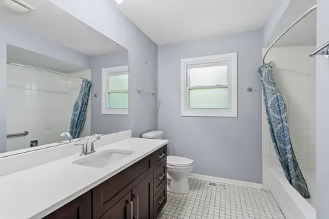 2214 Hamilton Lane Darien IL 60561