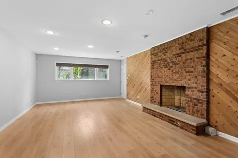 2214 Hamilton Lane Darien IL 60561