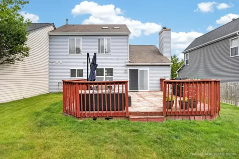 808 Castleton Court Mundelein IL 60060
