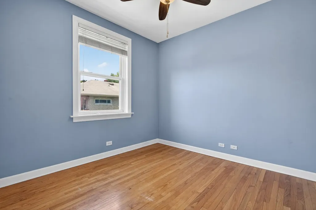 4308 West Waveland Avenue Chicago IL 60641