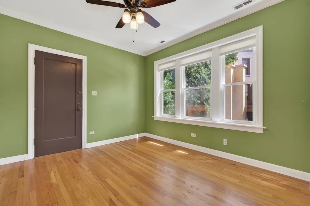 4308 West Waveland Avenue Chicago IL 60641