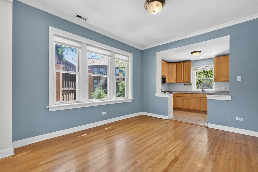4308 West Waveland Avenue Chicago IL 60641