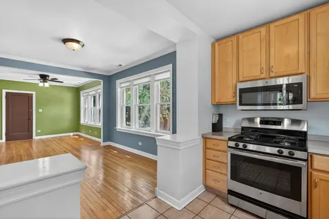 4308 West Waveland Avenue Chicago IL 60641