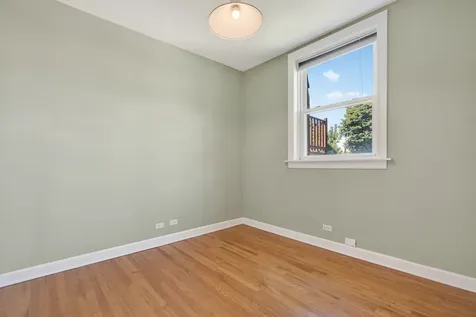 4308 West Waveland Avenue Chicago IL 60641