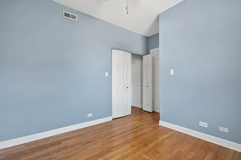 4308 West Waveland Avenue Chicago IL 60641