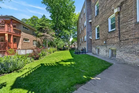 4308 West Waveland Avenue Chicago IL 60641
