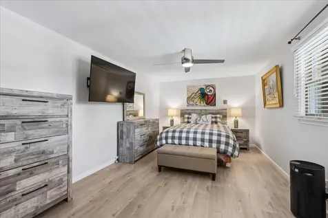 5332 West Windsor Avenue Chicago IL 60630