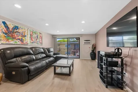 5332 West Windsor Avenue Chicago IL 60630