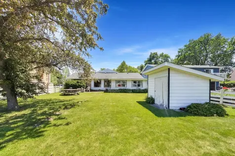 3002 Miller Drive Mchenry IL 60050