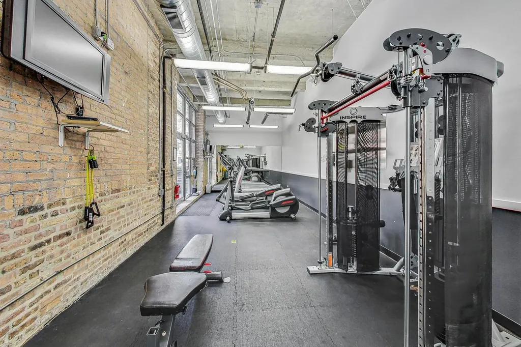 1735 North Paulina Street Chicago IL 60622