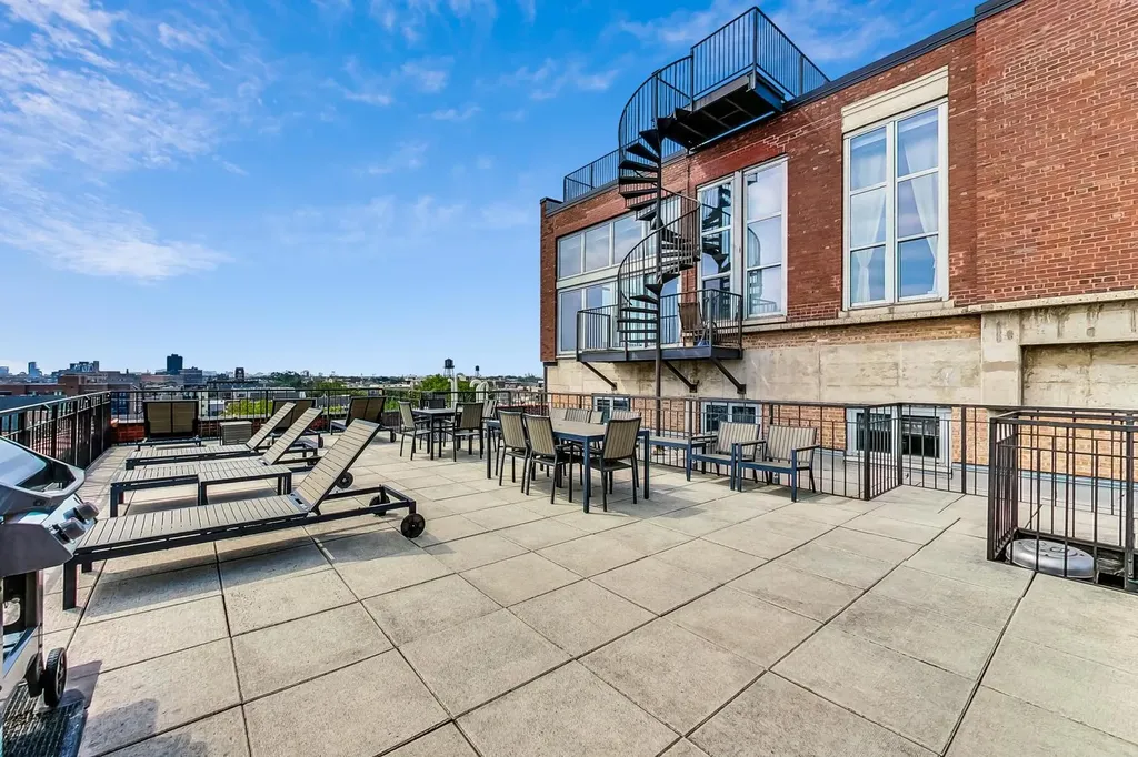 1735 North Paulina Street Chicago IL 60622