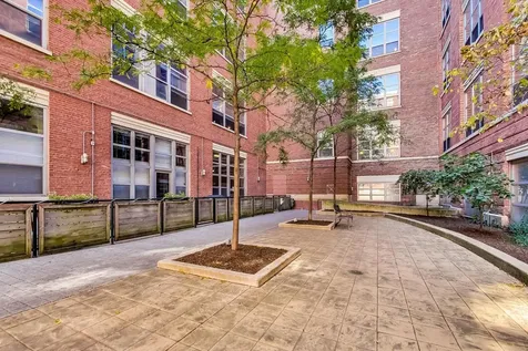 1735 North Paulina Street Chicago IL 60622