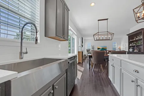 13849 Anne Drive Lemont IL 60439