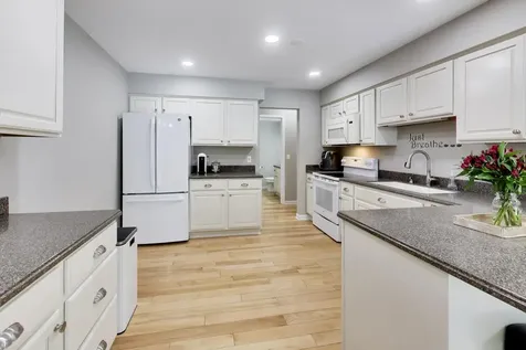 599 Saint Andrews Court Crystal Lake IL 60014