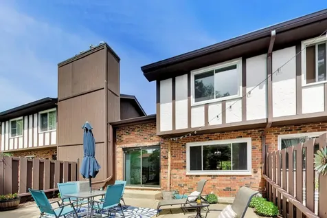 599 Saint Andrews Court Crystal Lake IL 60014