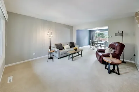 599 Saint Andrews Court Crystal Lake IL 60014