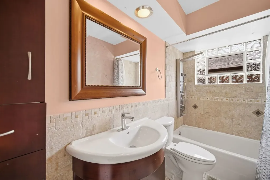 2605 West 83rd Place Chicago IL 60652