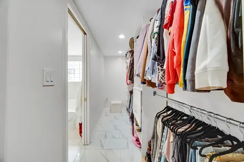 2605 West 83rd Place Chicago IL 60652