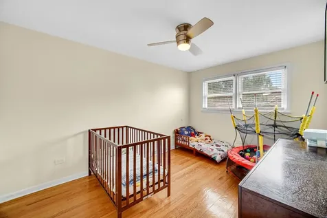 2605 West 83rd Place Chicago IL 60652